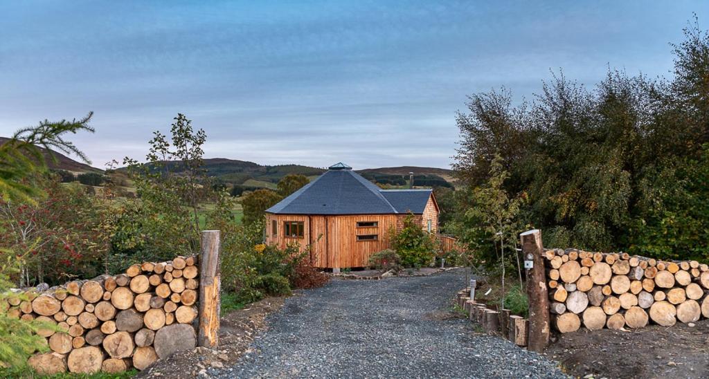 Dalnoid Cottages & Treehouses Nr Glenshee Exterior foto