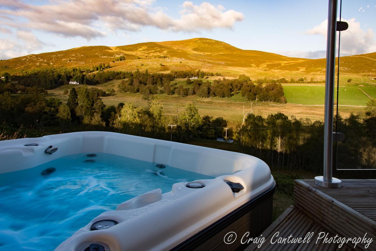 Dalnoid Cottages & Treehouses Nr Glenshee Exterior foto