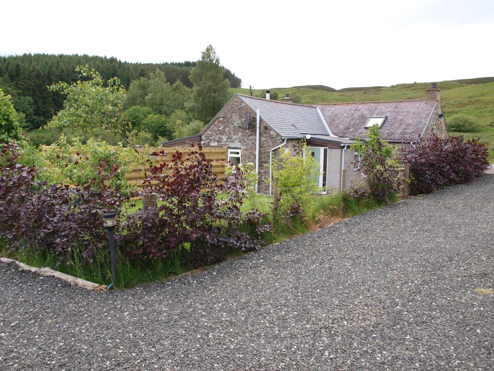 Dalnoid Cottages & Treehouses Nr Glenshee Exterior foto